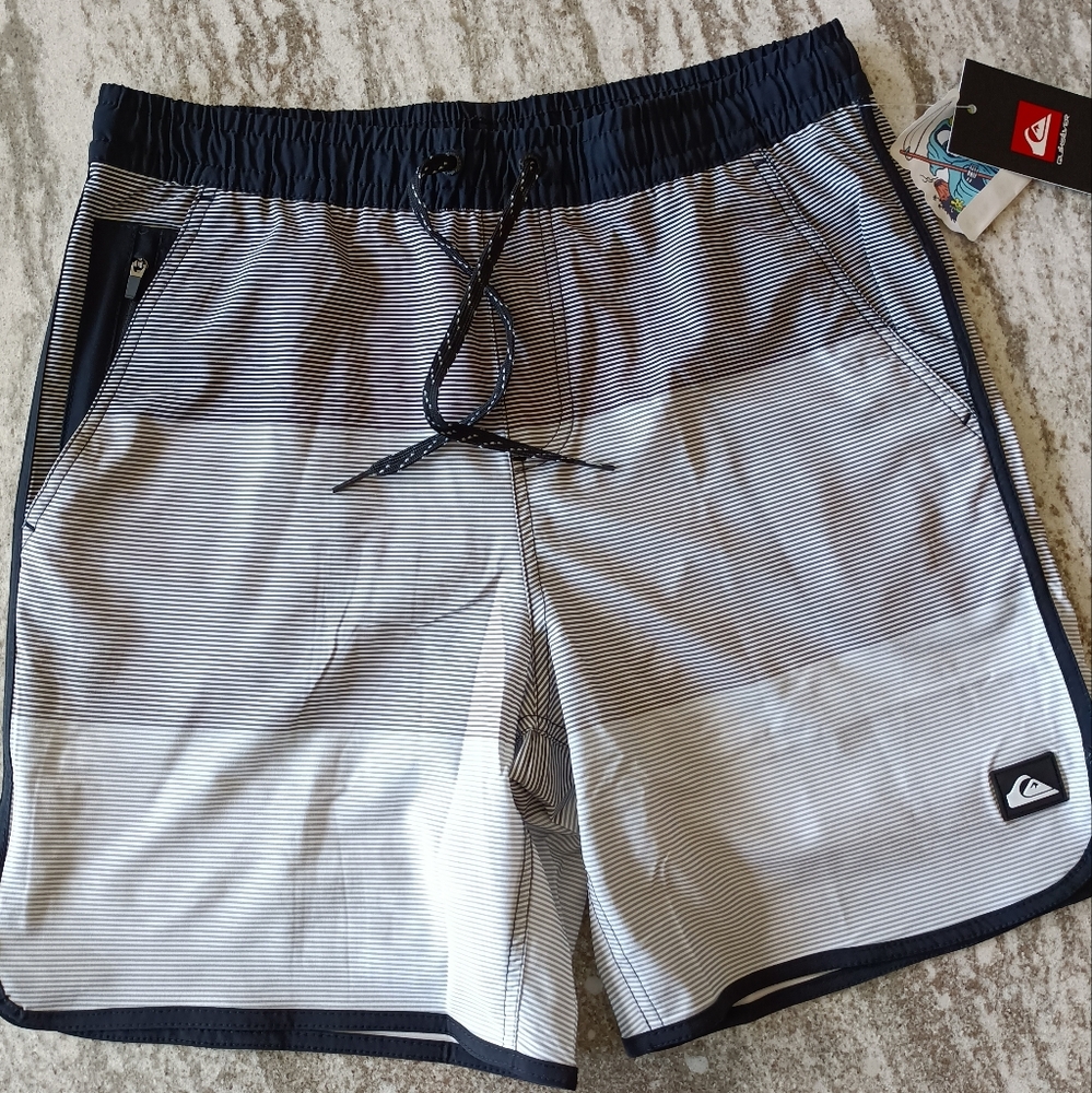 Quiksilver Men's Ombre Swim Trunks New Size Medium